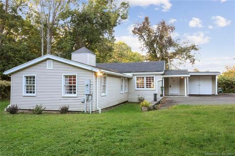 14 Crofut Rd, Orange, CT 06477 photo 1