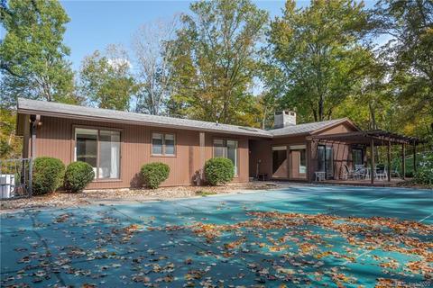 170 Valley Rd, Bethany, CT 06524 photo 1