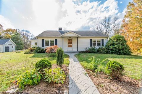 71 Halls Hill Rd, Killingly, CT 06239 photo 1