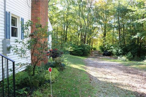 102 Kenyon Rd, Morris, CT 06763 photo 1