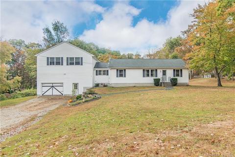 219 Spaulding Rd, Plainfield, CT 06374 photo 1