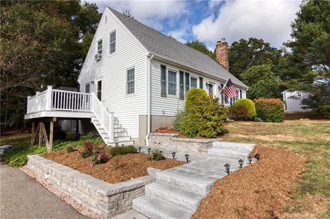 10 Highview Ter, Ledyard, CT 06339 photo 1