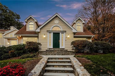 85 Sherman Tpke, Redding, CT 06896 photo 1