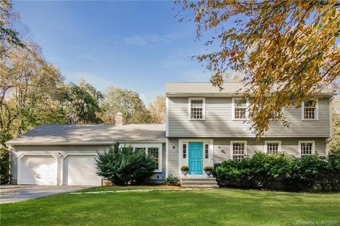 27 Mendingwall Cir, Madison, CT 06443 photo 1