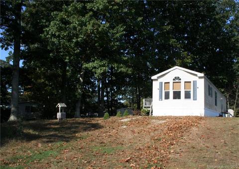 80 Pacemaker Ave, Norwich, CT 06360 photo 1
