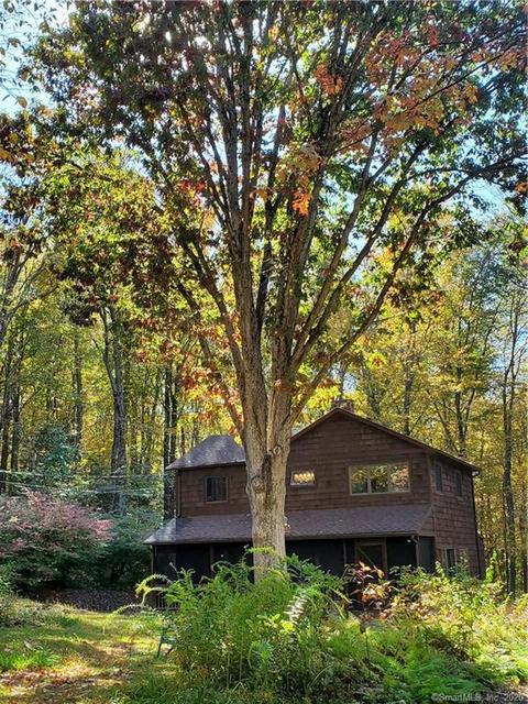145 Old Redding Rd, Redding, CT 06896 photo 1