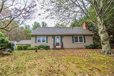 47 Quinebaug Dr, Killingly, CT 06239 photo 1