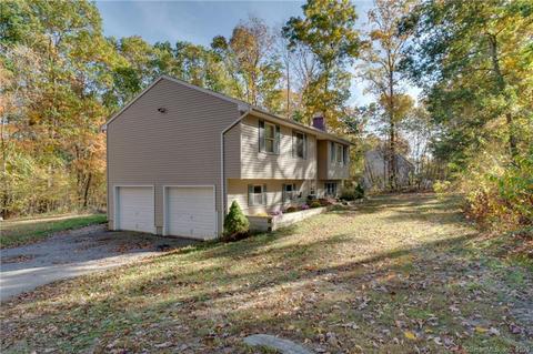 239 Palmer Rd, Chaplin, CT 06235 photo 1