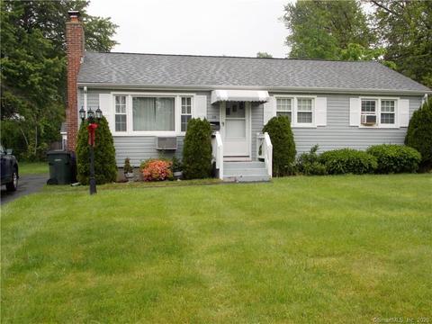 25 Marmor Ct, Wethersfield, CT 06109 photo 1
