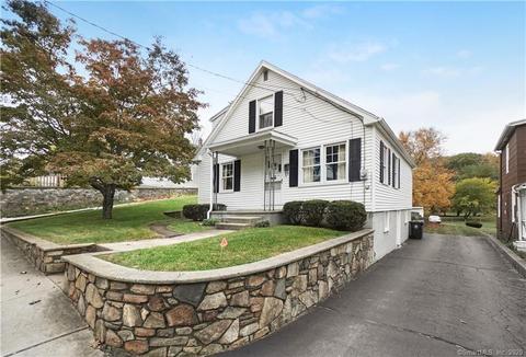 613 E Main St, Norwich, CT 06360 photo 1