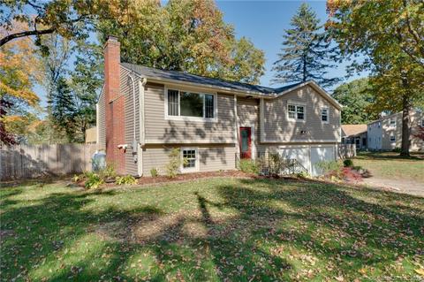 8 Copper Dr, Windsor Locks, CT 06096 photo 1