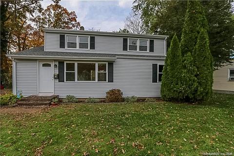 112 Barry Ct, Middletown, CT 06457 photo 1