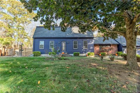 81 Whip Poor Will Dr, Moosup, CT 06354 photo 1