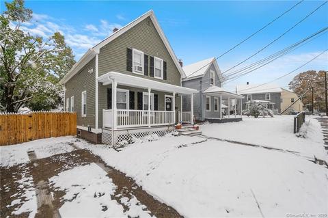 31 Palmer St, Killingly, CT 06239 photo 1