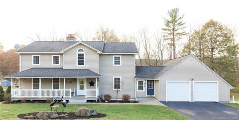 419 S Stone St, Suffield, CT 06093 photo 1