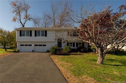 65 Ridge Crest Cir, Wethersfield, CT 06109 photo 1
