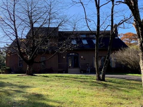 371 Higganum Rd, Durham, CT 06422 photo 1