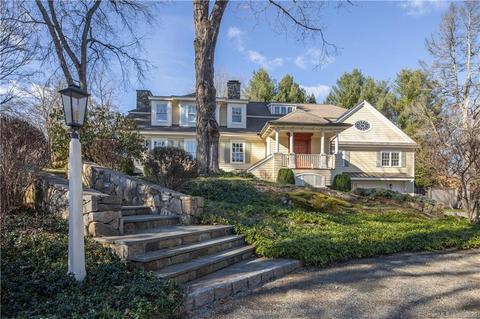 667 Redding Rd, Redding, CT 06896 photo 1