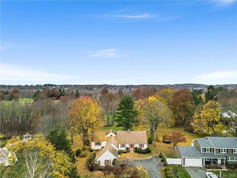 25 Clarkridge Rd, Wethersfield, CT 06109 photo 1