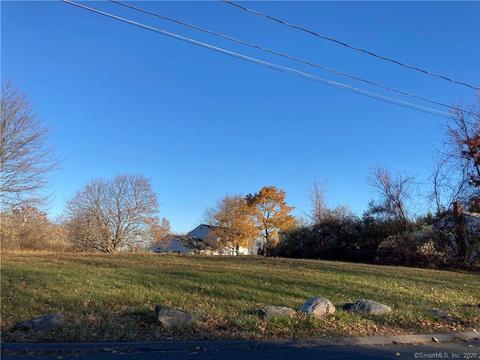 351 Circle Dr, Torrington, CT 06790 photo 1