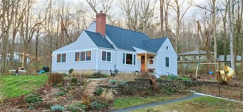 25 Brinsmade Rd, Hamden, CT 06514 photo 1