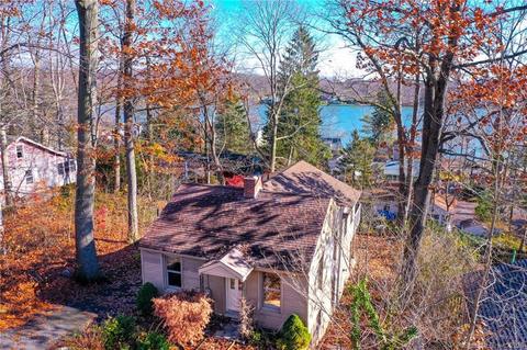 28 Massasoit Rd, Middlefield, CT 06455 photo 1