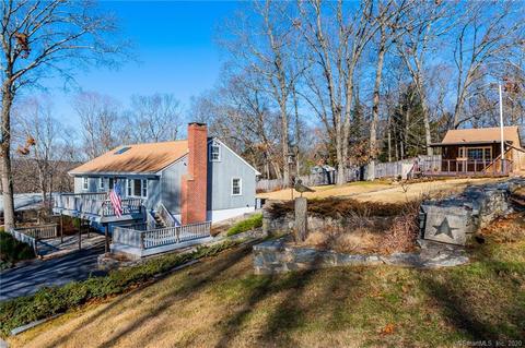 56 Castle Hts, Deep River, CT 06417 photo 1