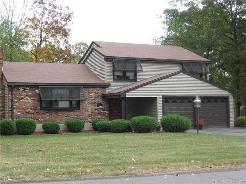 204 Willowcrest Dr, Windsor, CT 06095 photo 1