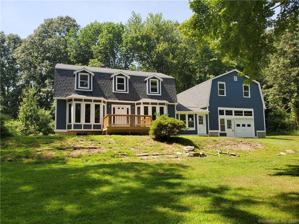 85 Green Hollow Rd, Moosup, CT 06354 1 photo Movoto