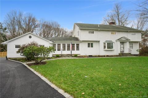 273 Unity Rd, Trumbull, CT 06611 photo 1