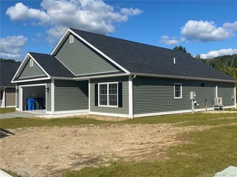 12 Henry Dr, Plainfield, CT 06354 photo 1