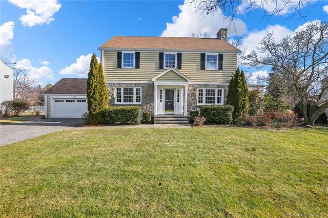 1834 Shippan Ave Stamford Ct 06902 33 Photos Mls 170364396 Movoto