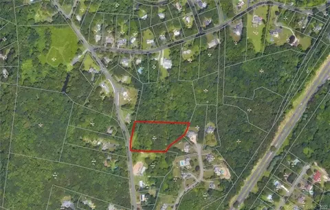 11 Derby Milford Rd # a, Orange, CT 06477
