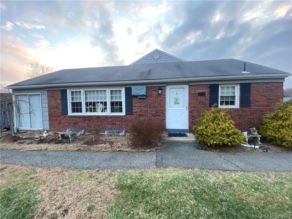 2 Old Farms Ln 2, New Milford, CT 06776 Movoto