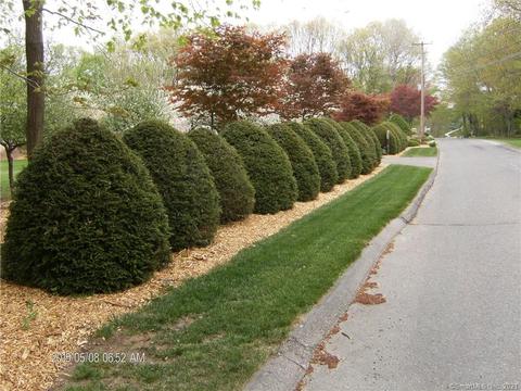 43 Hawthorne Dr, Monroe, CT 06468 photo 1