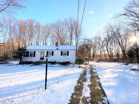 287 North St, Windsor Locks, CT 06096 photo 1