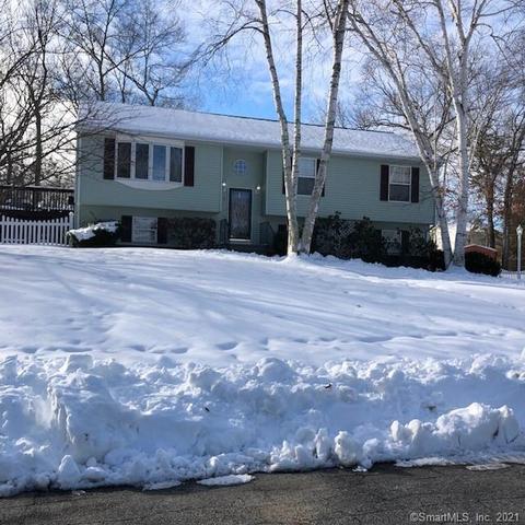 35 Hartshorn St, Killingly, CT 06239 photo 1
