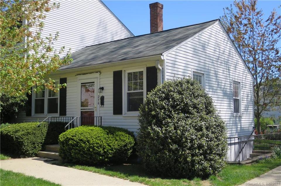 276 Sylvan Knoll Rd, Stamford, CT 06902 1 photo MLS 170370647 Movoto