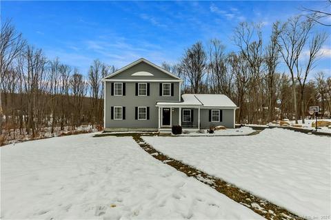 14 Hilltop Dr, Ledyard, CT 06339 photo 1