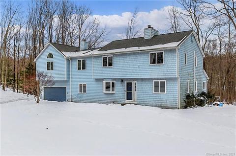 18 Werf Dr, Redding, CT 06896 photo 1