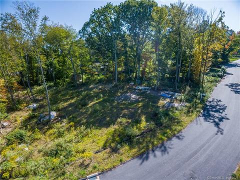 14 Stevens Ave, Ledyard, CT 06339 photo 1