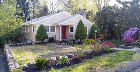 42 Alma St, Naugatuck, CT 06770 photo 1