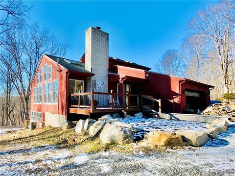 205 Bear Hill Rd, Bethany, CT 06524 photo 1