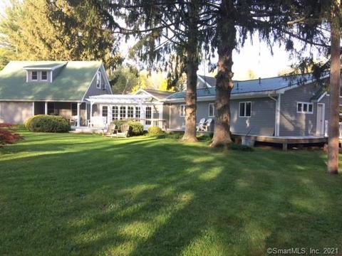 5048 Hartford Pike Ext, Killingly, CT 06241 photo 1