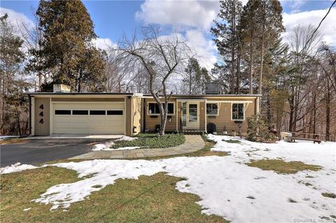 444 Sperry Rd, Bethany, CT 06524 photo 1