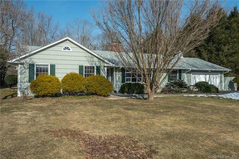 9 Jo Mar Dr, Newtown, CT 06470 photo 1