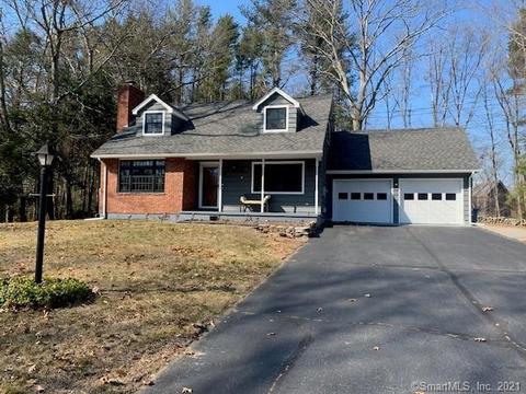 34 Laurel Dr, Killingly, CT 06241 photo 1