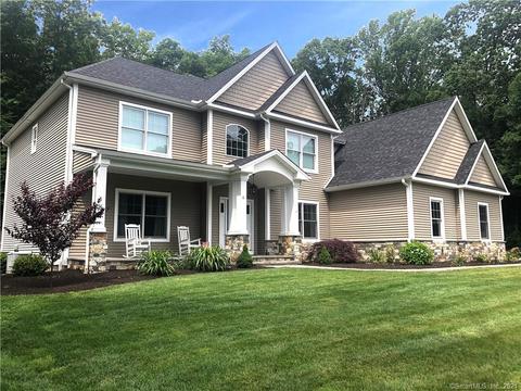 47 Lenore Dr, Madison, CT 06443 photo 1