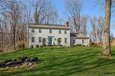 25 Deacon Abbott Rd, Redding, CT 06896 photo 1