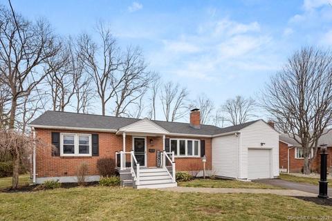 33 Crest St, Wethersfield, CT 06109 photo 1
